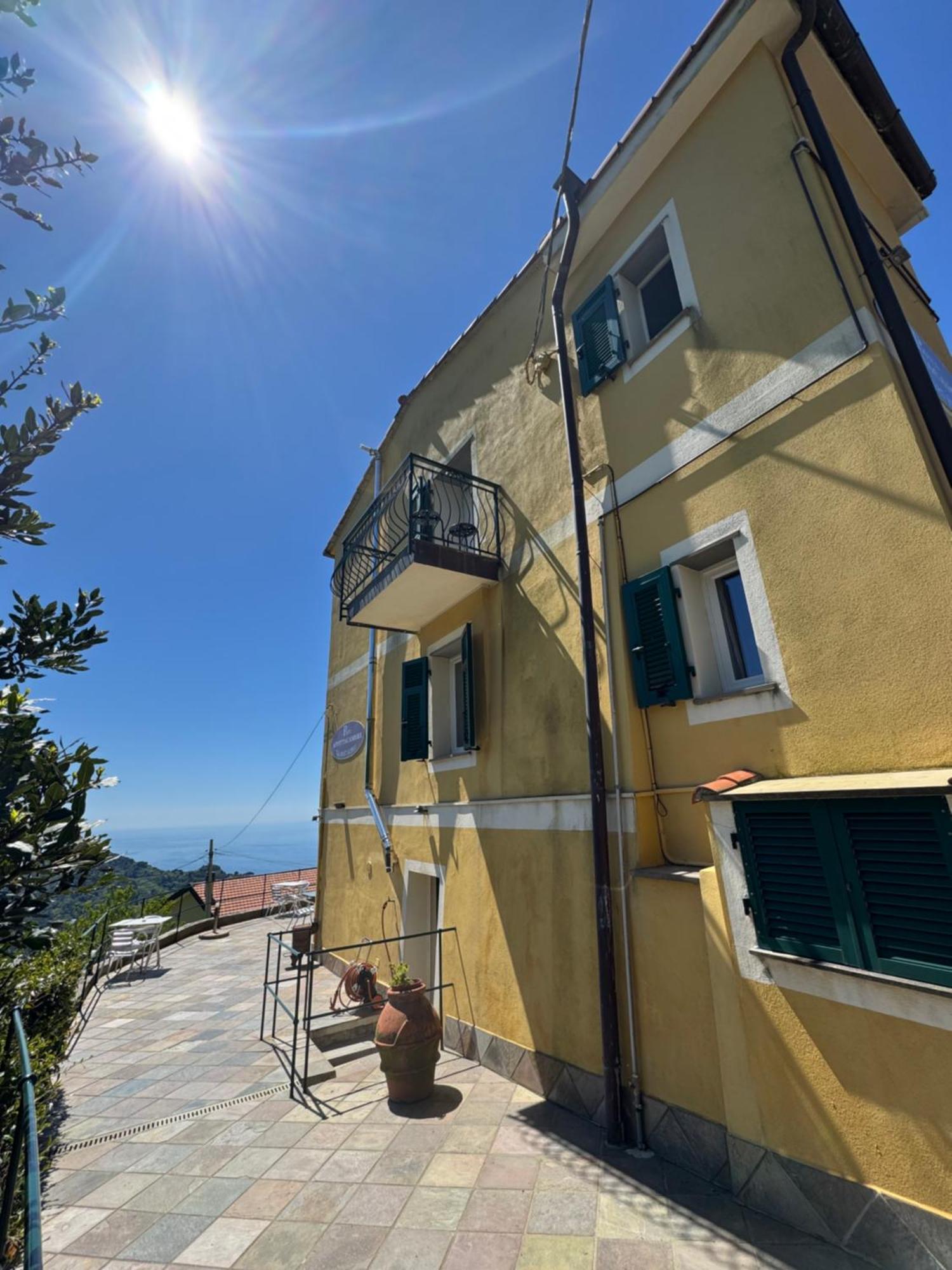 Affittacamere Pzeta Vernazza Exterior photo