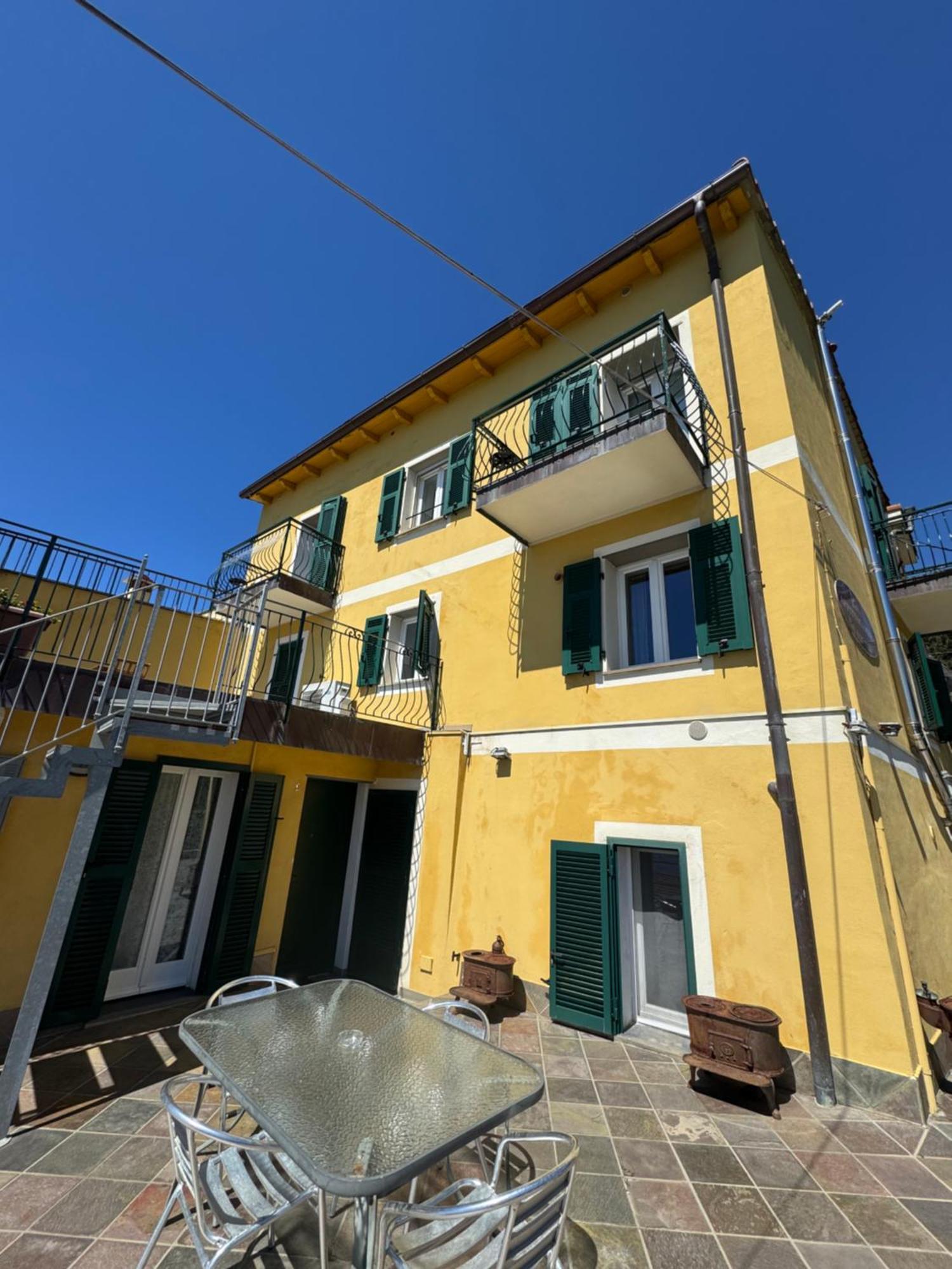 Affittacamere Pzeta Vernazza Exterior photo